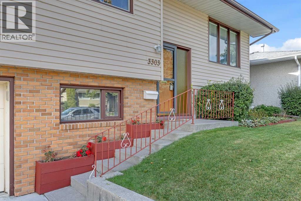 3303 Boulton Road Nw, Calgary, Alberta  T2L 1M2 - Photo 2 - A2260697