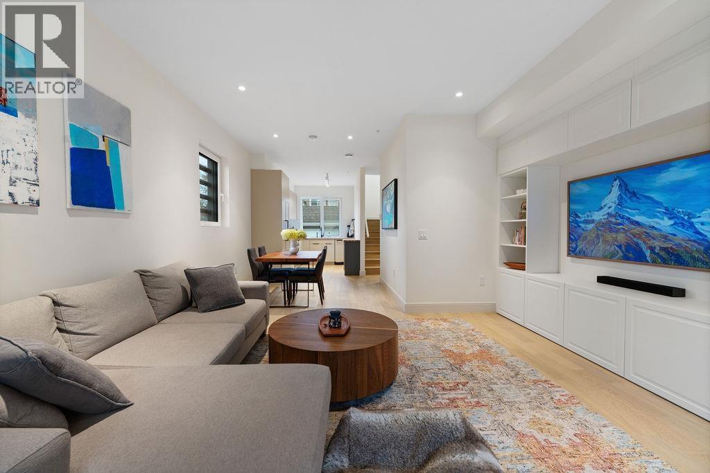 27 632 E 3rd Street, North Vancouver, British Columbia  V7L 1G7 - Photo 14 - R3068575