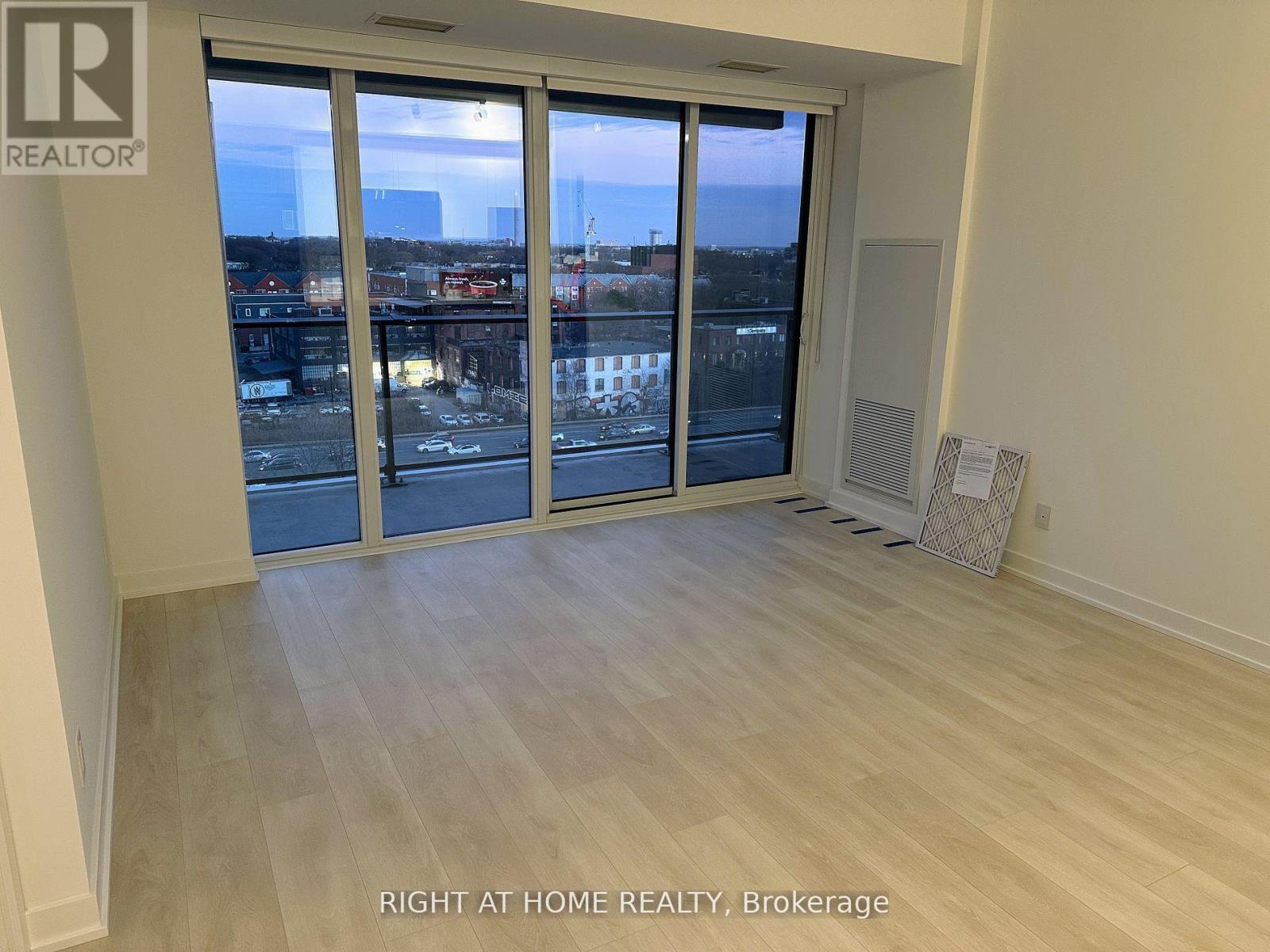 710 - 5 Defries Street S, Toronto, Ontario  M5A 0W7 - Photo 4 - C12557354