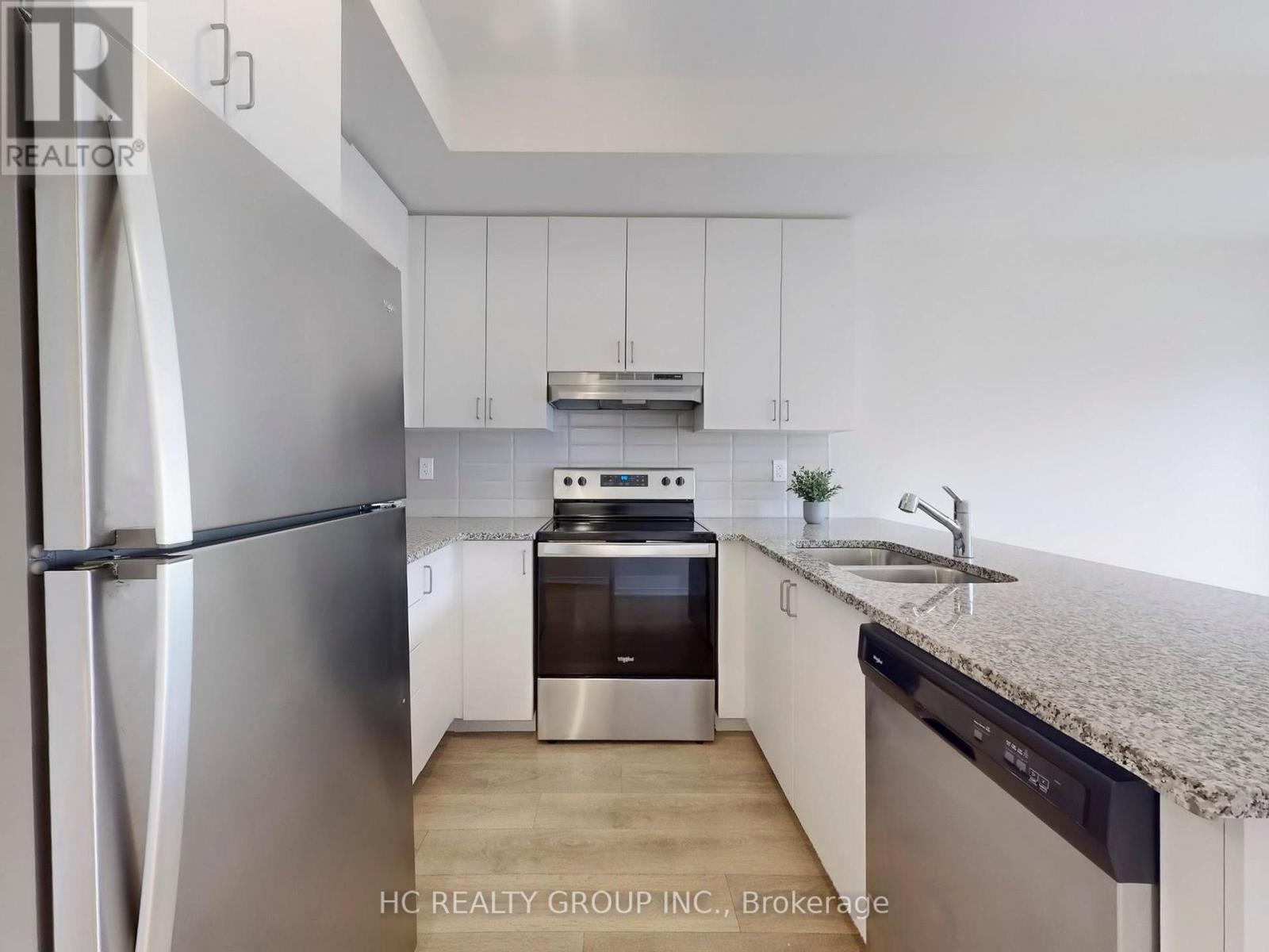 85 Danzatore Path, Oshawa, Ontario  L1L 0P9 - Photo 11 - E12557360