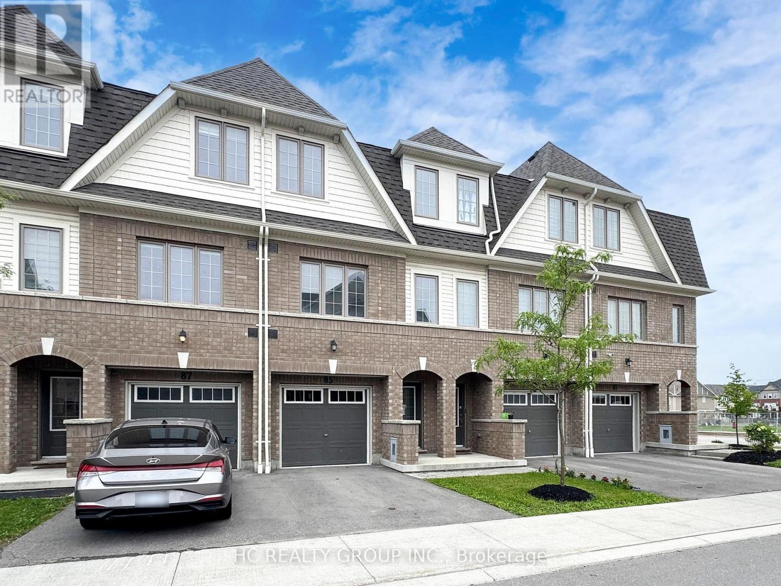 85 Danzatore Path, Oshawa, Ontario  L1L 0P9 - Photo 2 - E12557360