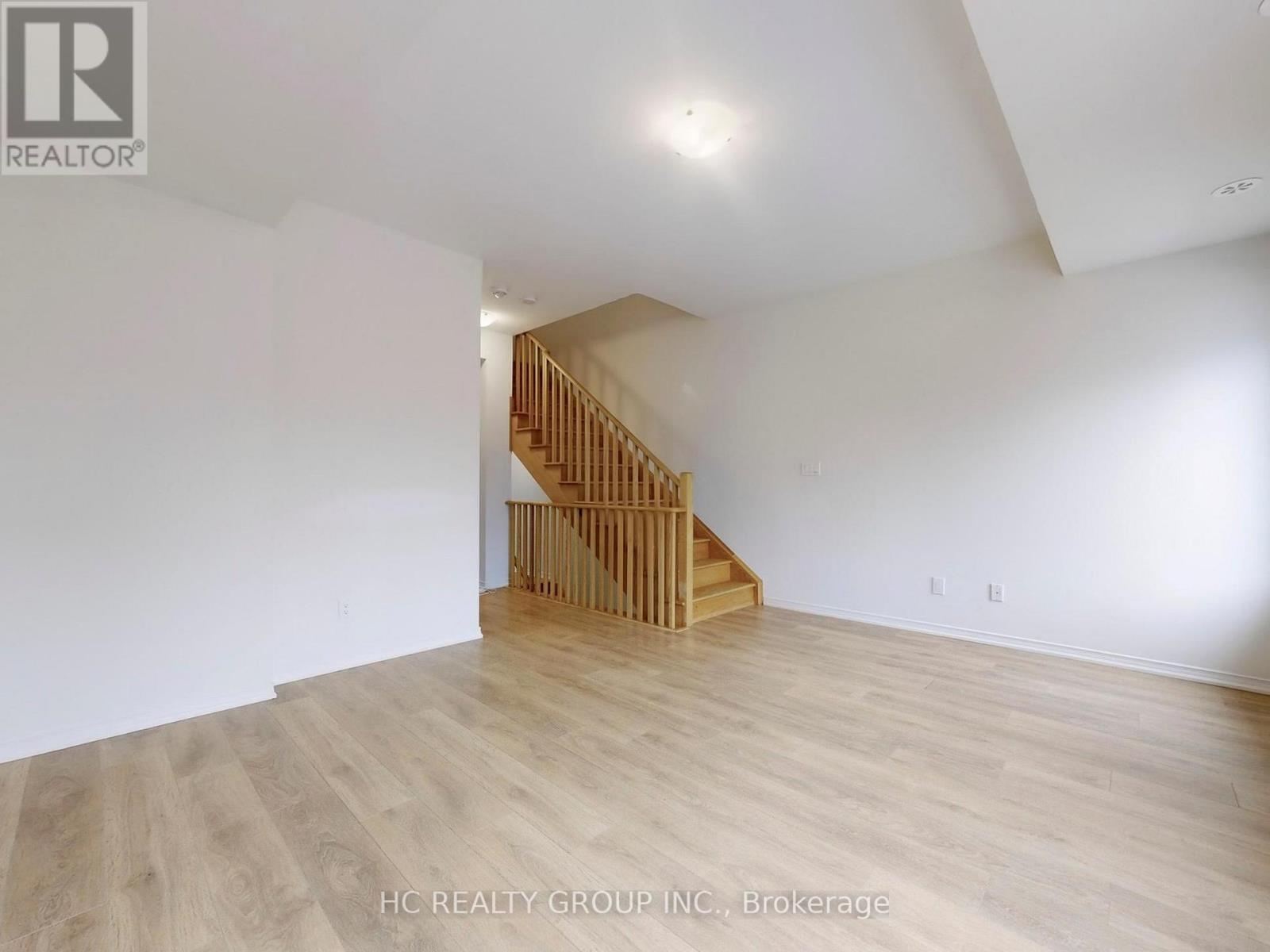 85 Danzatore Path, Oshawa, Ontario  L1L 0P9 - Photo 8 - E12557360