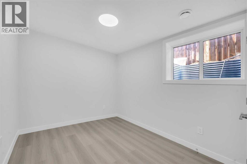 231 Saddlebrook Way Ne, Calgary, Alberta  T3J 0B5 - Photo 35 - A2271374