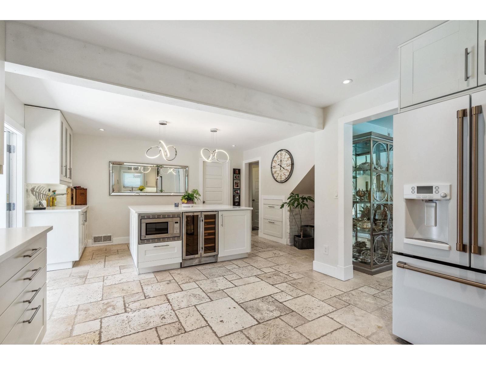 4560 196a Street, Langley, British Columbia  V3A 7G6 - Photo 11 - R3063394