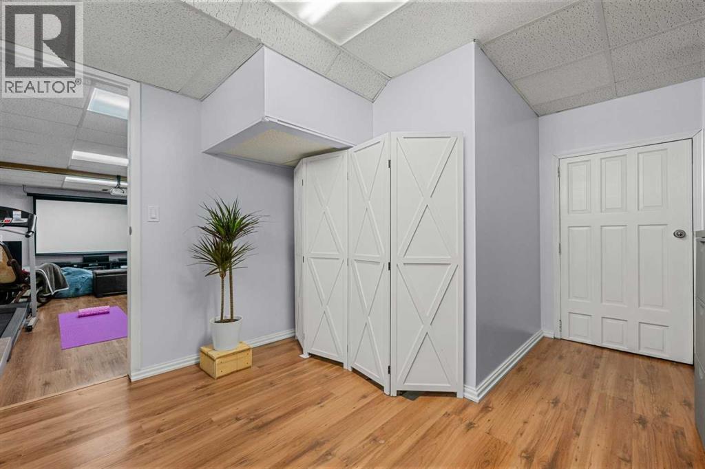 136 Sanderling Close Nw, Calgary, Alberta  T3K 2Z4 - Photo 39 - A2266058