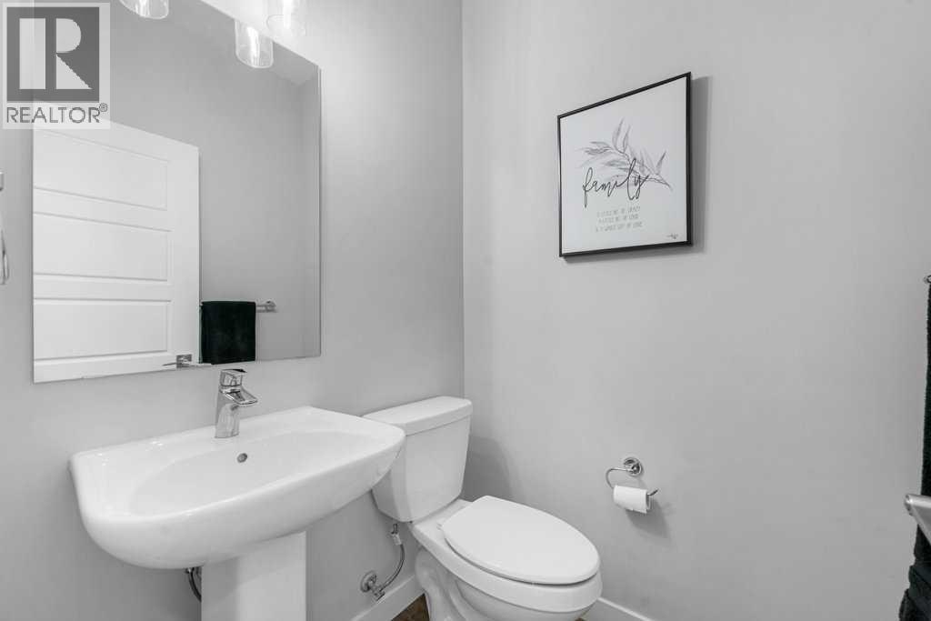 24 Highwood Drive, Okotoks, Alberta  T1S 5S3 - Photo 20 - A2268480