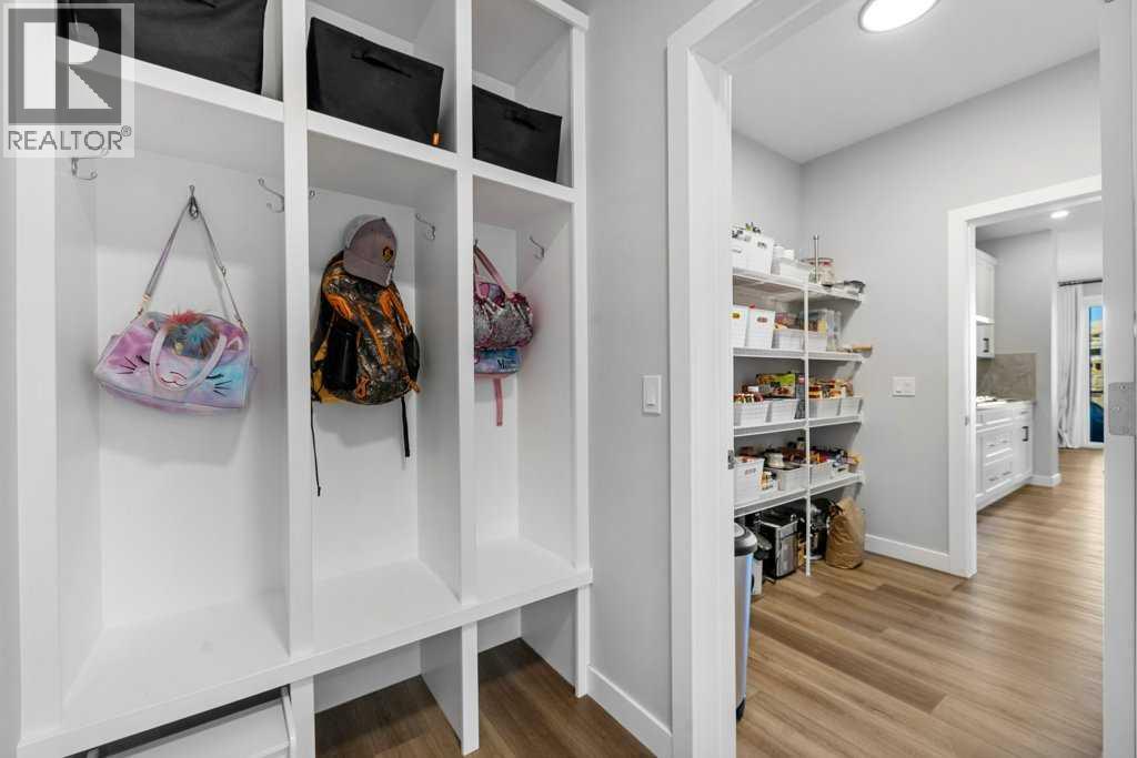 24 Highwood Drive, Okotoks, Alberta  T1S 5S3 - Photo 5 - A2268480