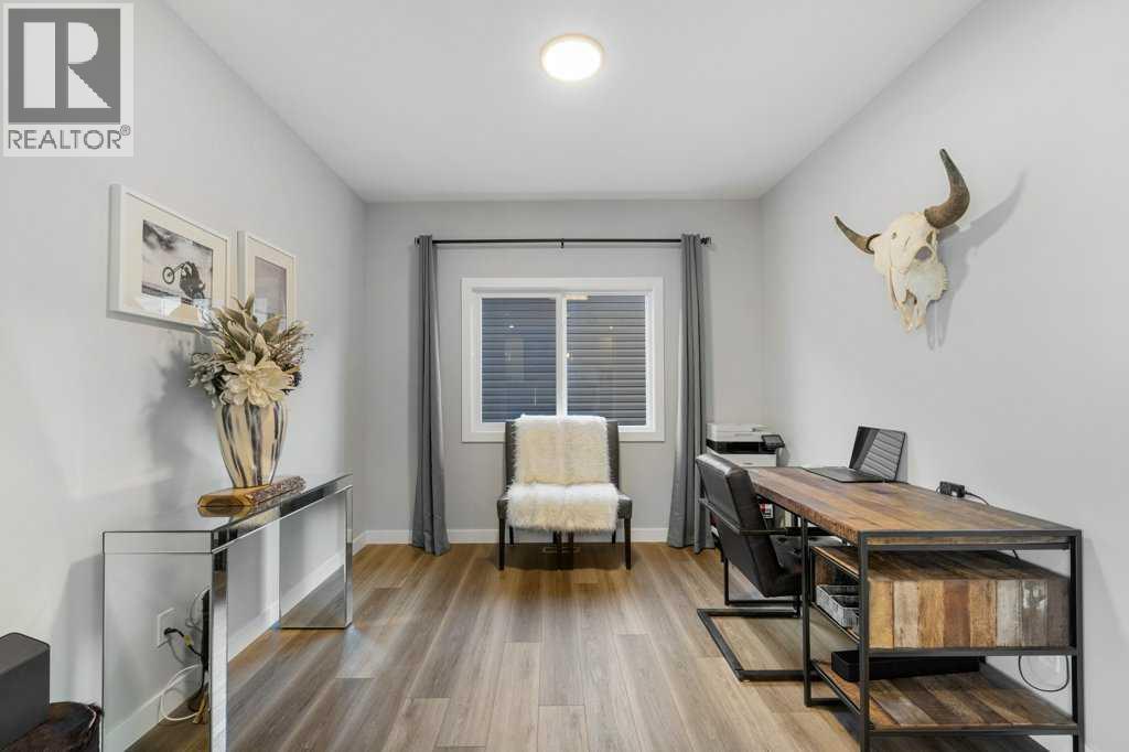 24 Highwood Drive, Okotoks, Alberta  T1S 5S3 - Photo 8 - A2268480