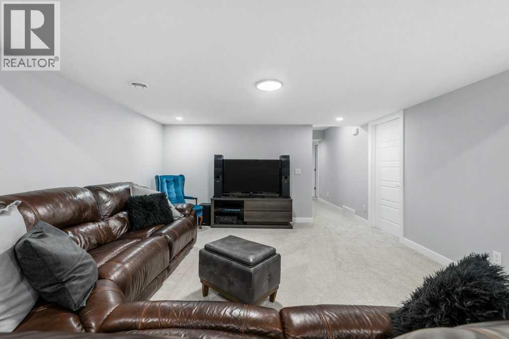 24 Highwood Drive, Okotoks, Alberta  T1S 5S3 - Photo 37 - A2268480