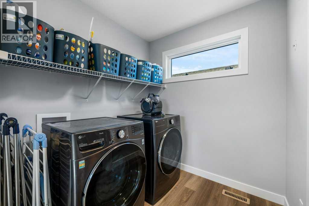 24 Highwood Drive, Okotoks, Alberta  T1S 5S3 - Photo 31 - A2268480