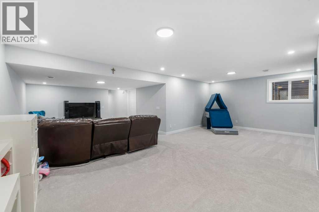 24 Highwood Drive, Okotoks, Alberta  T1S 5S3 - Photo 38 - A2268480