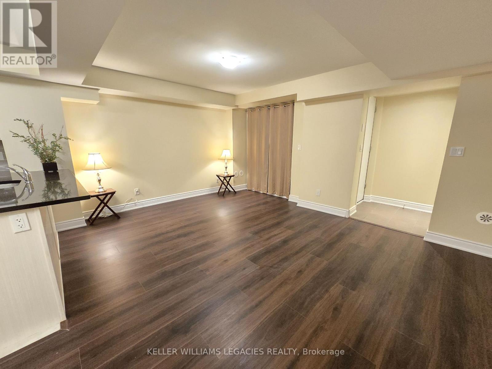 107 - 7 Applewood Lane, Toronto, Ontario  M9C 2Z7 - Photo 5 - W12557364