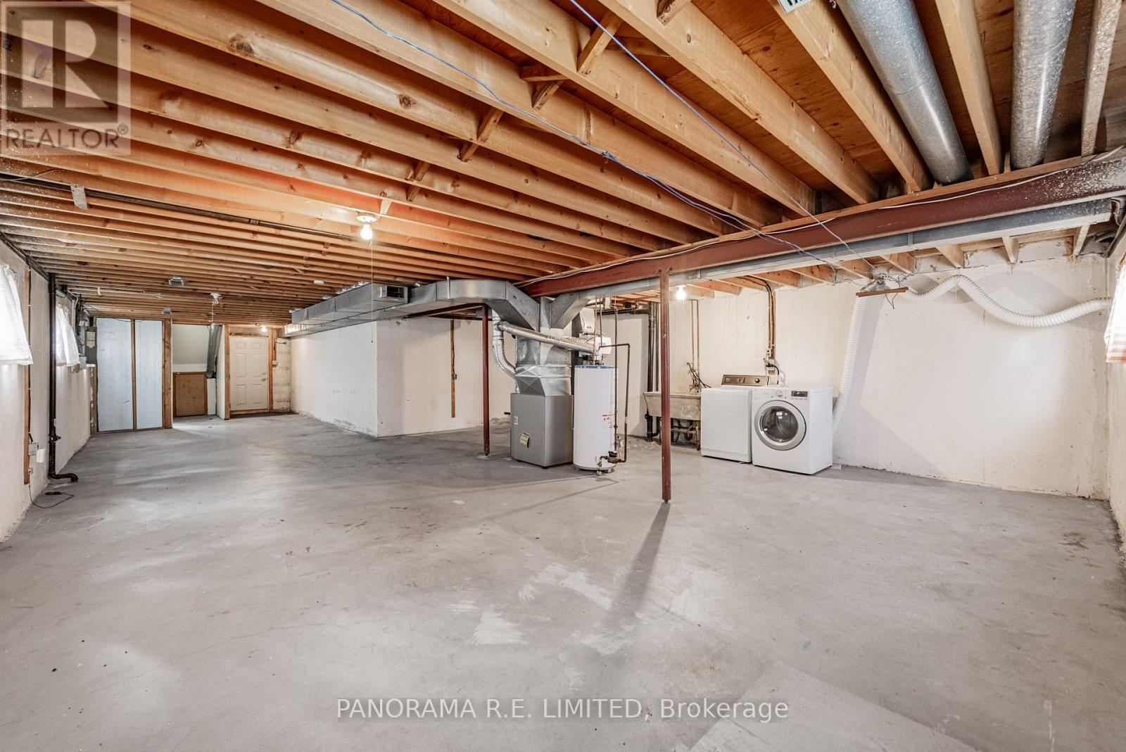 7778 Benavon Road, Mississauga, Ontario  L4T 3G3 - Photo 25 - W12554702