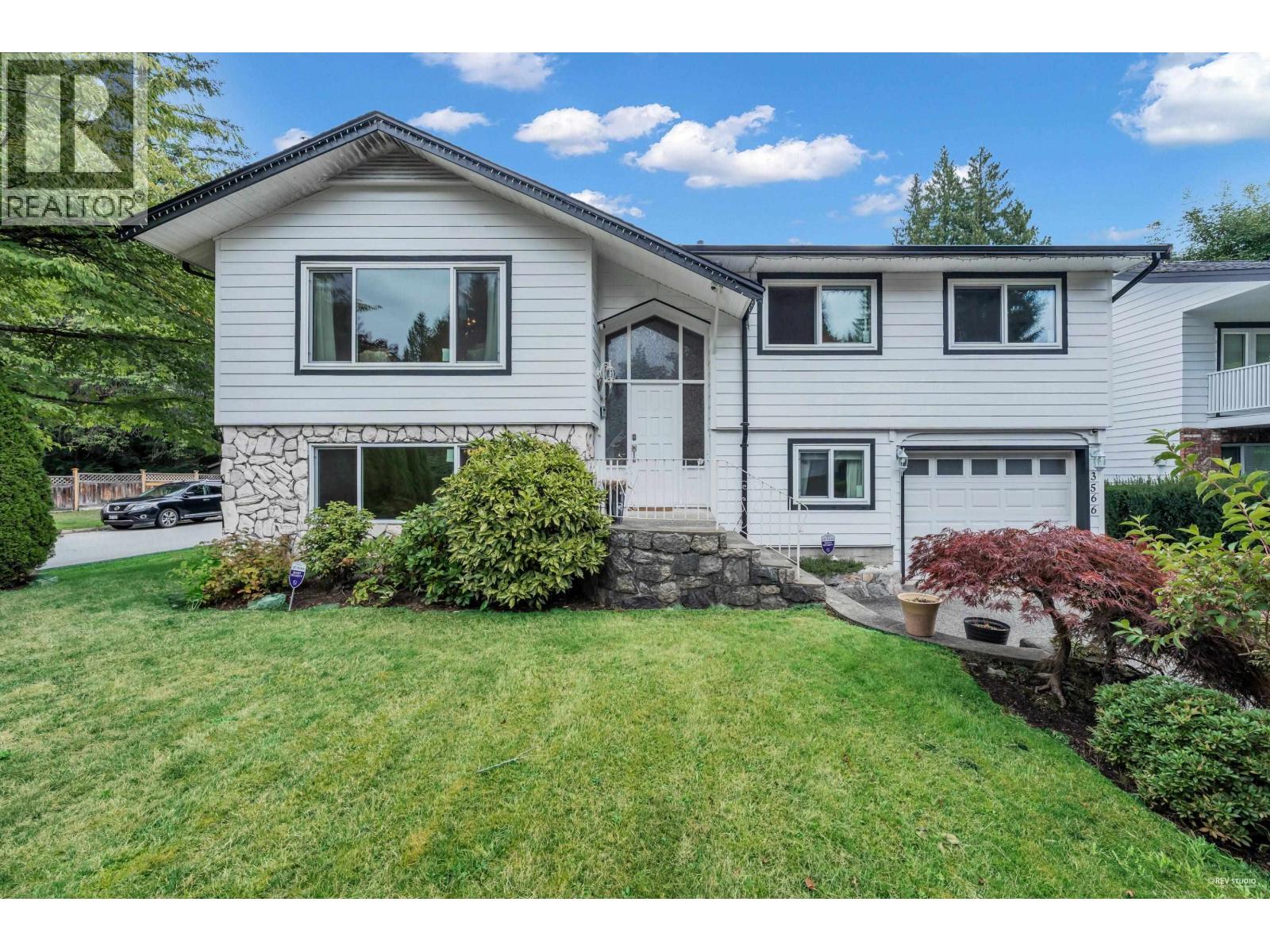 3566 Regent Avenue, North Vancouver, British Columbia  V7N 2B9 - Photo 1 - R3068644