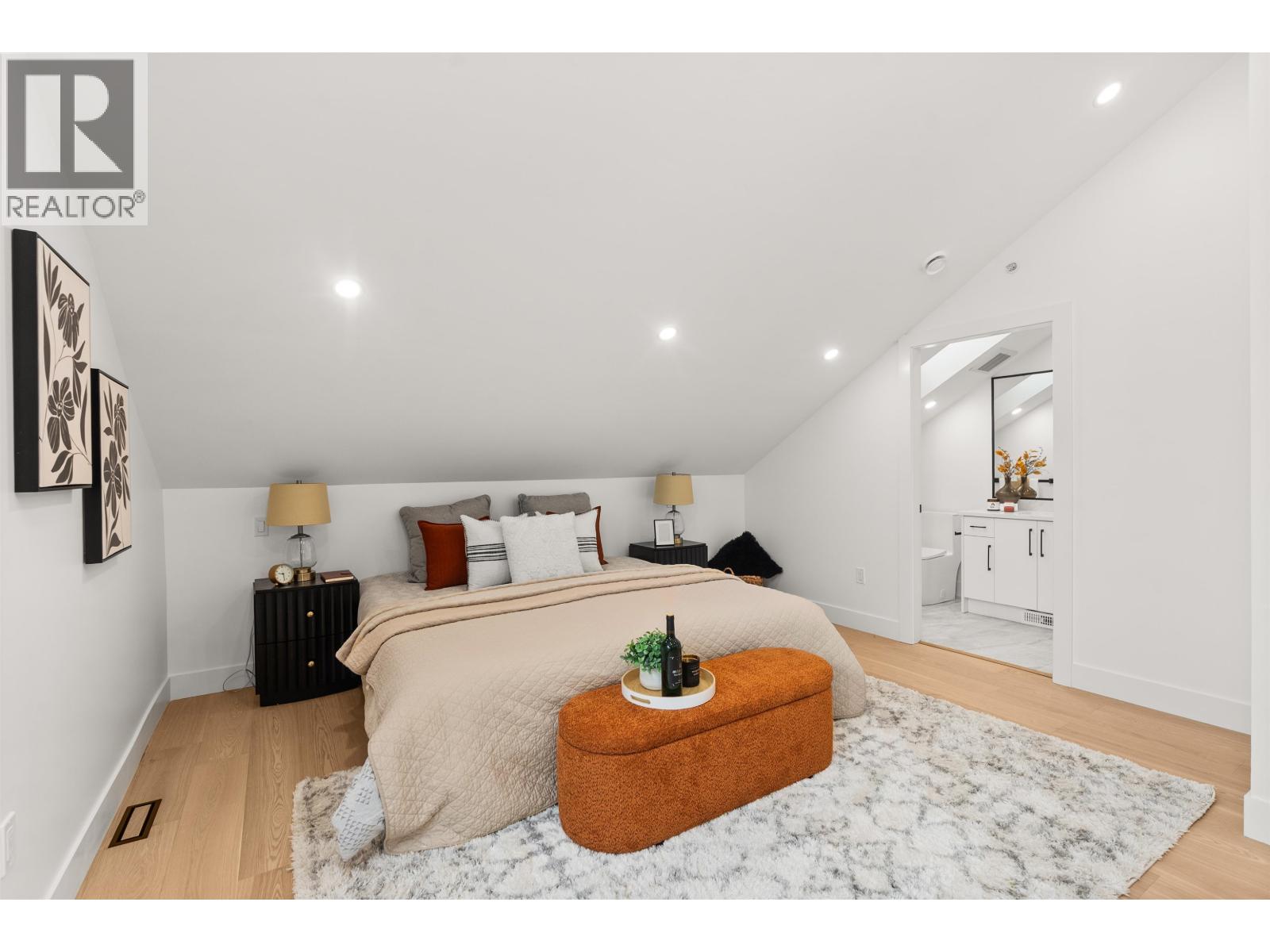 2 1822 E 14th Avenue, Vancouver, British Columbia  V5N 2E2 - Photo 11 - R3068312