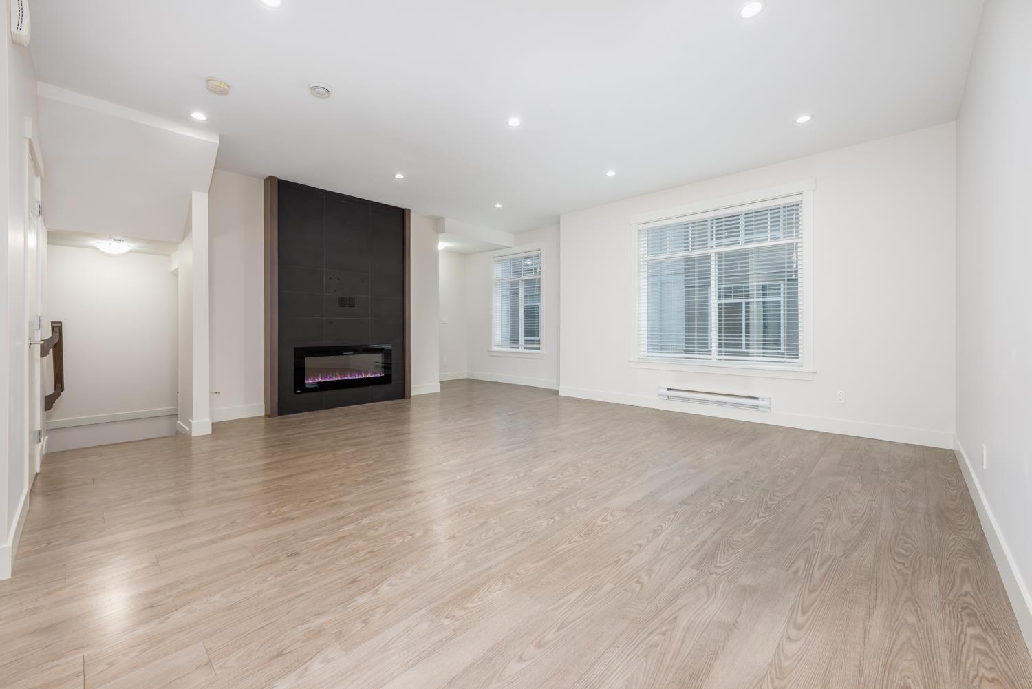 57 11267 133 Street, Surrey, British Columbia  V3R 0E3 - Photo 4 - R3068385