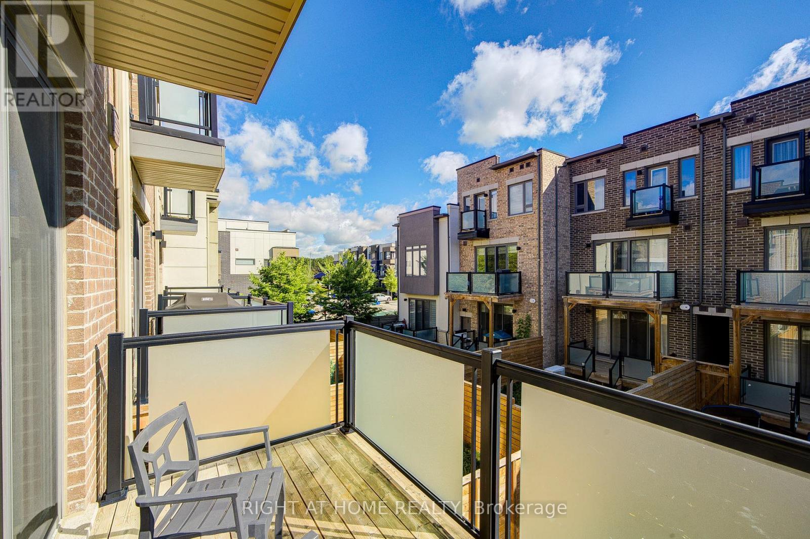 Unit 3c - 33 John Stocks Way, Markham, Ontario  L3T 0G1 - Photo 6 - N12557370