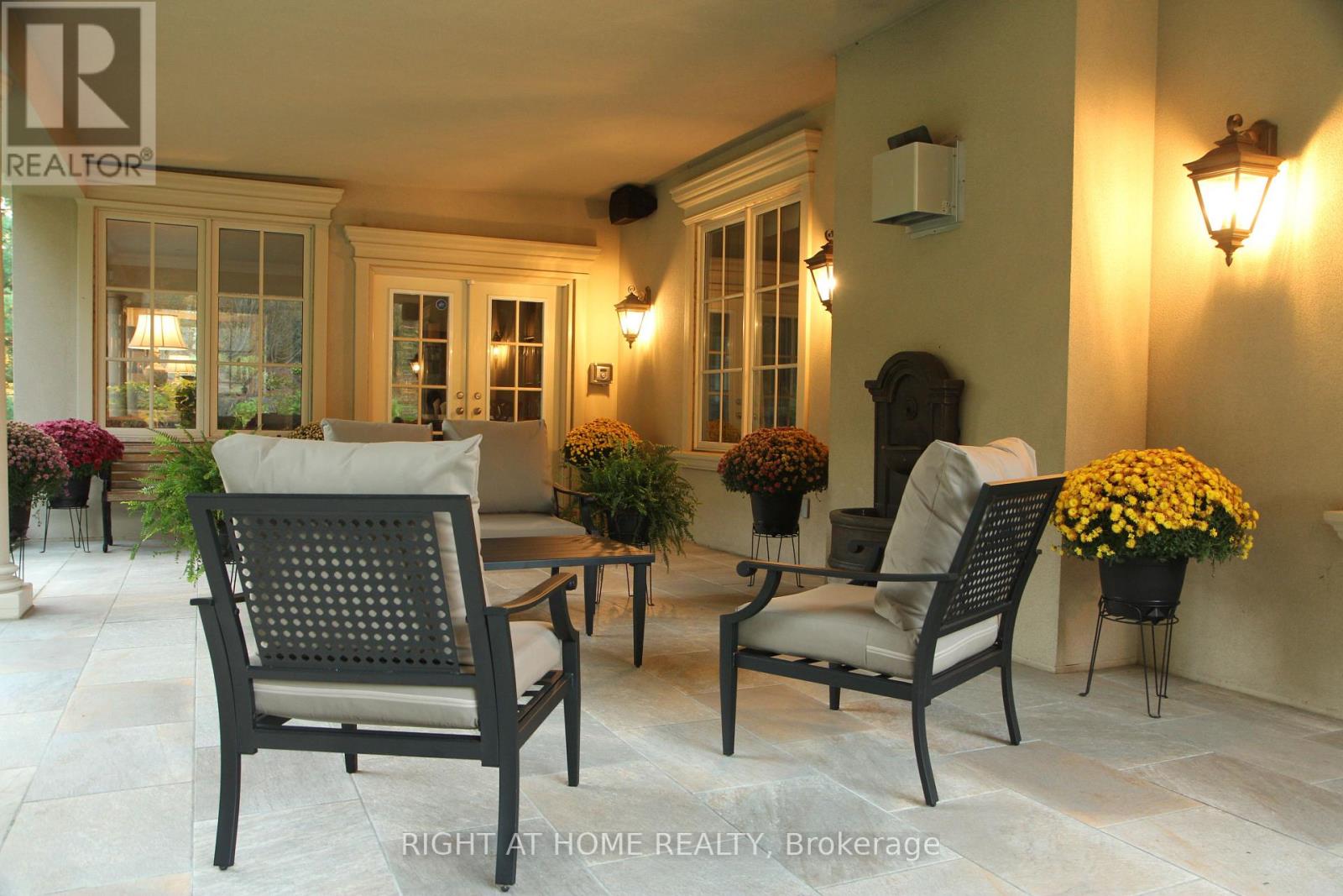 65 Kingswood Drive, King, Ontario  L7B 1K8 - Photo 35 - N12557372