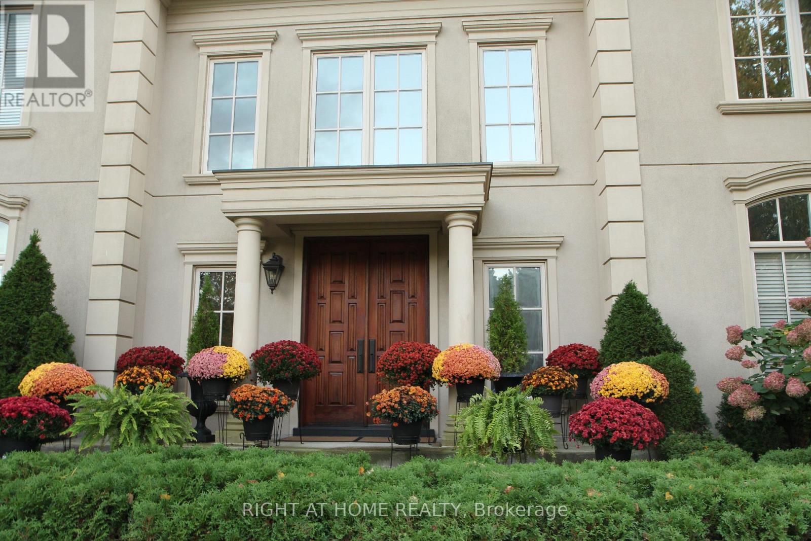 65 Kingswood Drive, King, Ontario  L7B 1K8 - Photo 40 - N12557372