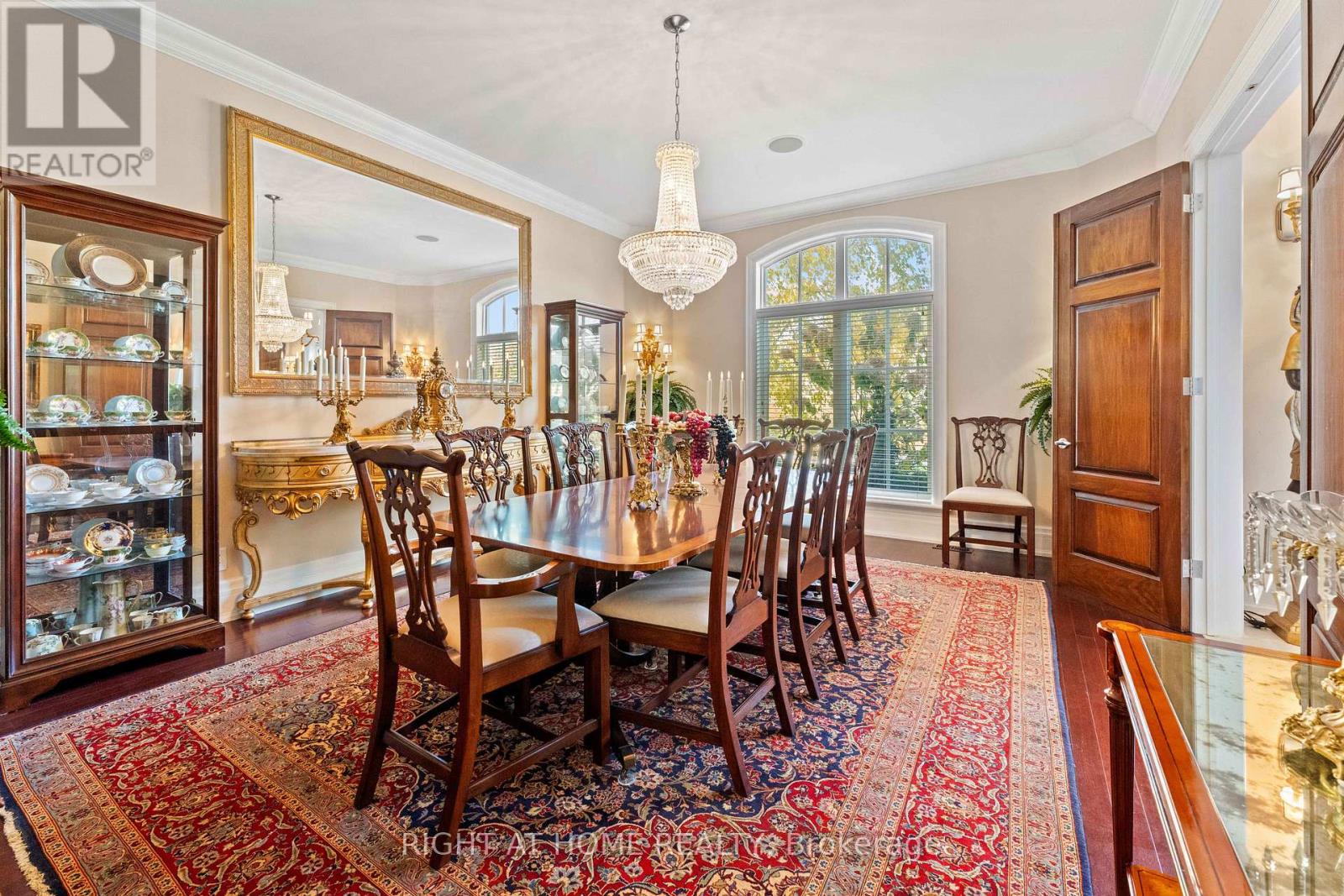 65 Kingswood Drive, King, Ontario  L7B 1K8 - Photo 9 - N12557372