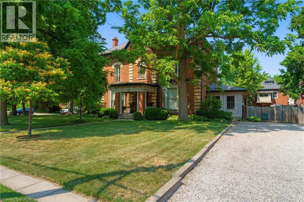 275 Cumberland Avenue, Hamilton, Ontario L8M 2A3 - Photo 2 - 40749031