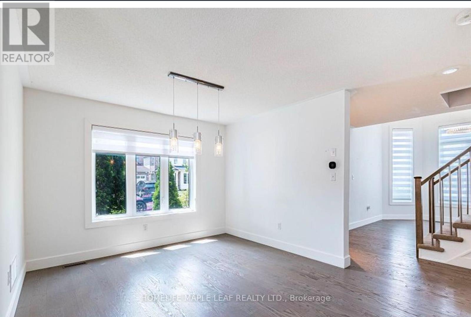 27 Vista Green Crescent, Brampton, Ontario  L7A 2S4 - Photo 12 - W12557376