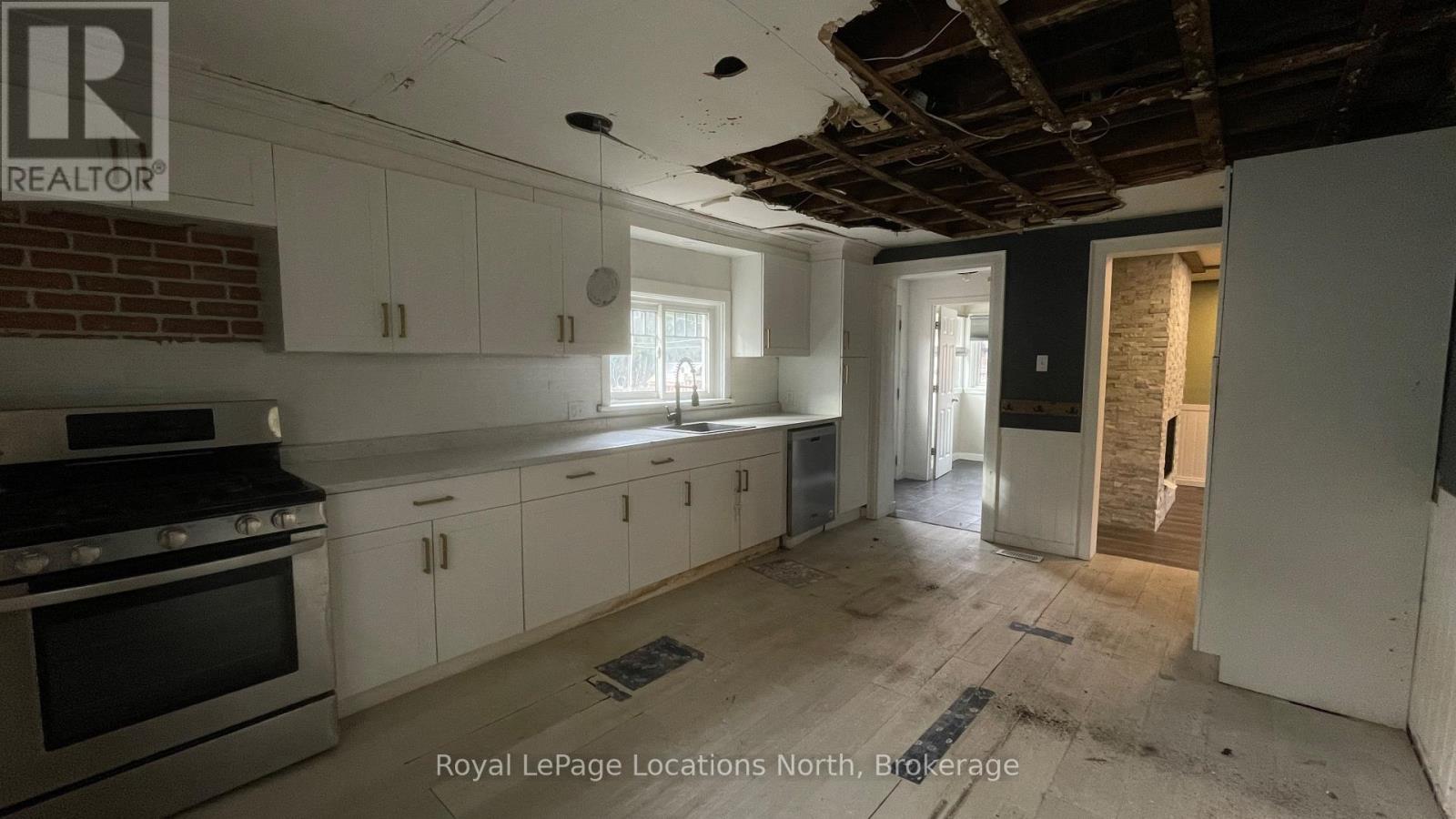 72 Sykes Street S, Meaford, Ontario  N4L 1E3 - Photo 10 - X12557384