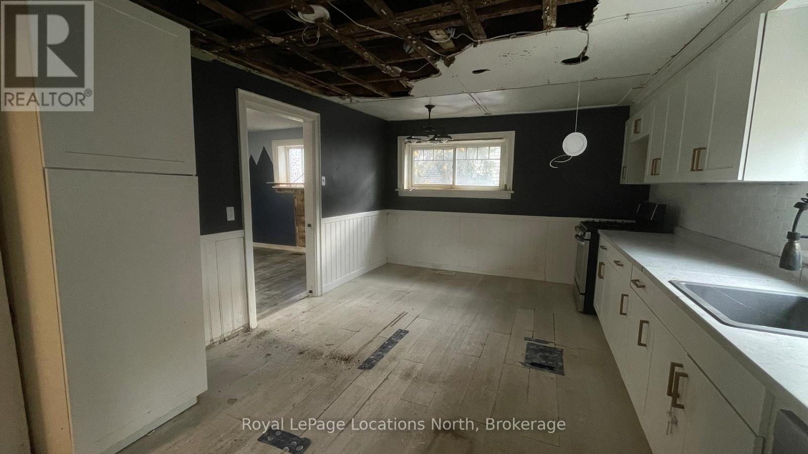 72 Sykes Street S, Meaford, Ontario  N4L 1E3 - Photo 12 - X12557384