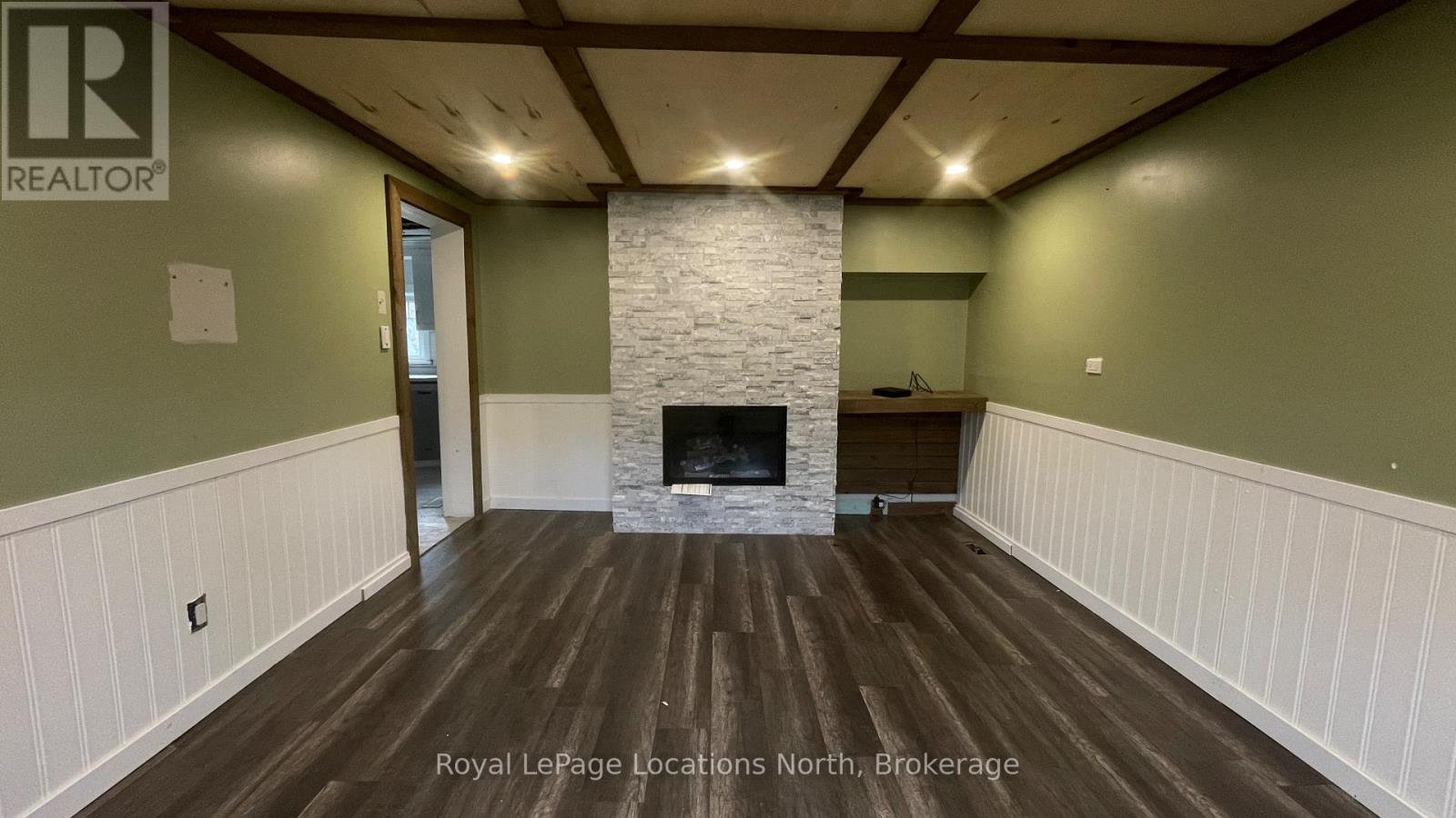 72 Sykes Street S, Meaford, Ontario  N4L 1E3 - Photo 3 - X12557384