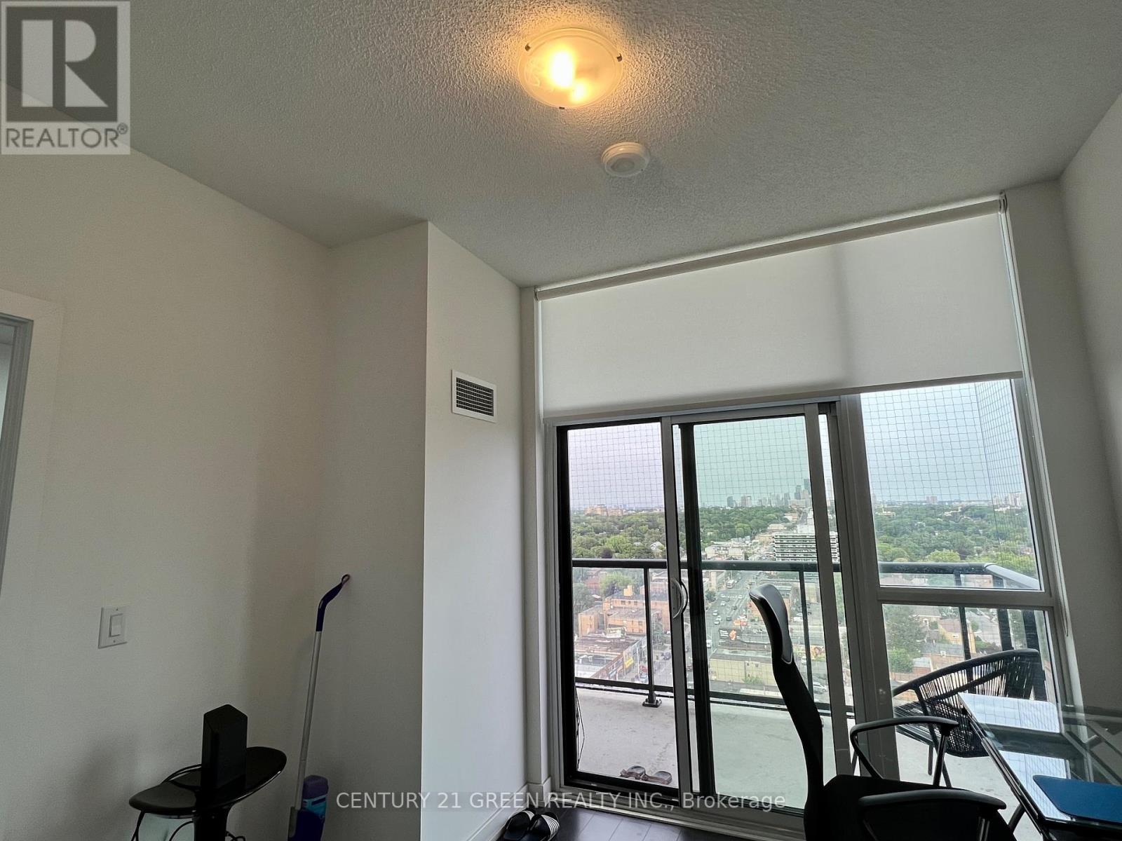 1601 - 1603 Eglinton Avenue W, Toronto, Ontario  M6E 0A1 - Photo 24 - C12557396