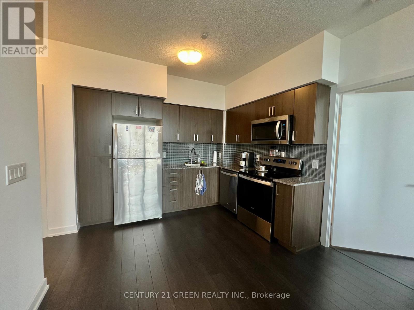 1601 - 1603 Eglinton Avenue W, Toronto, Ontario  M6E 0A1 - Photo 9 - C12557396