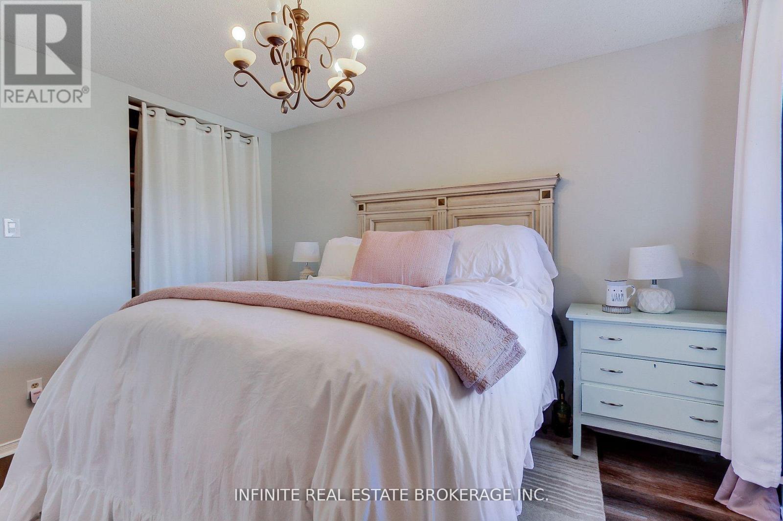 70 Sable Crescent, Whitby, Ontario  L1R 1Y6 - Photo 33 - E12557380