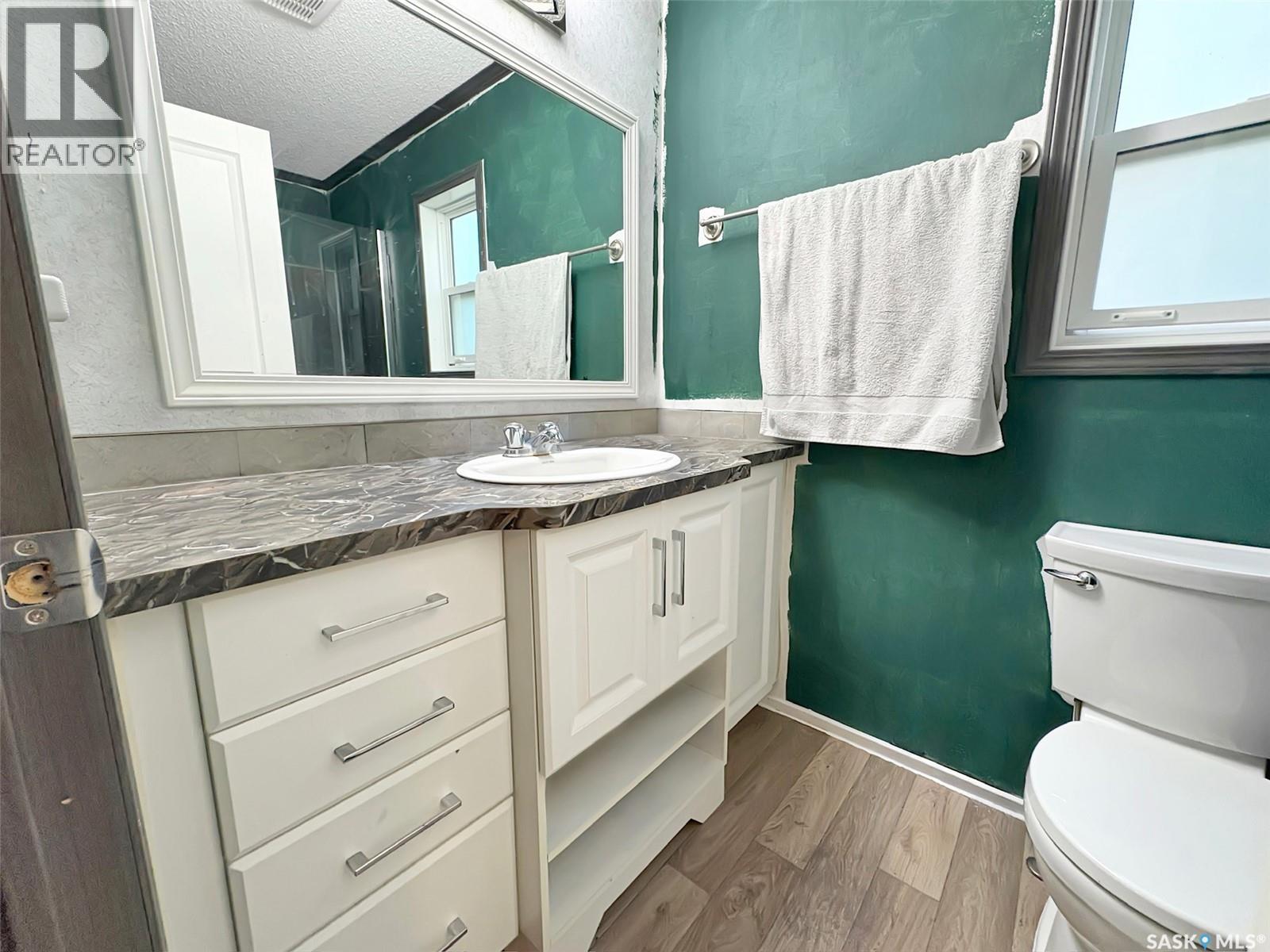 210 Gloucester Street, Neville, Saskatchewan  S0N 1T0 - Photo 8 - SK024301