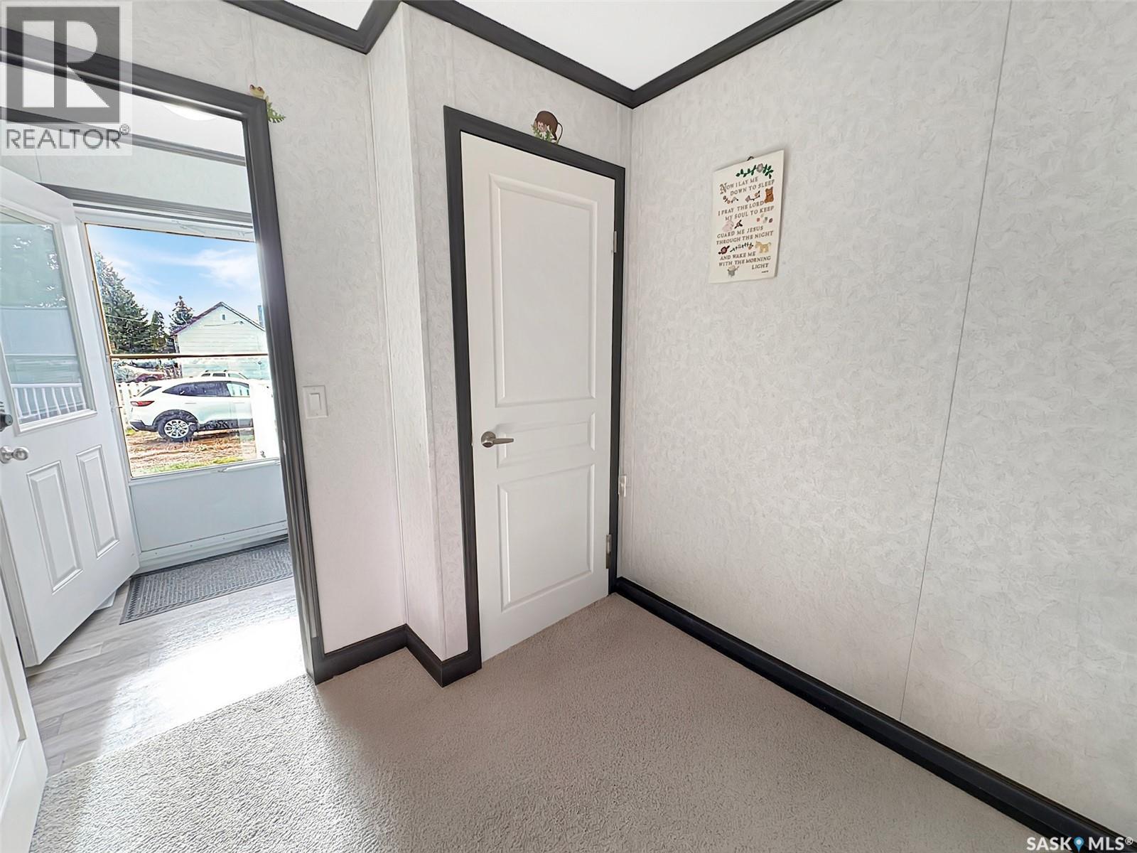 210 Gloucester Street, Neville, Saskatchewan  S0N 1T0 - Photo 14 - SK024301