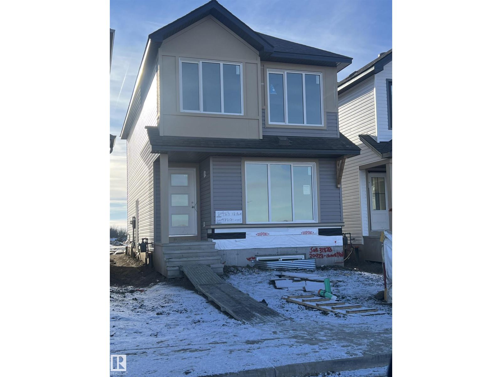 20923 16 AV NW, Edmonton, Alberta
