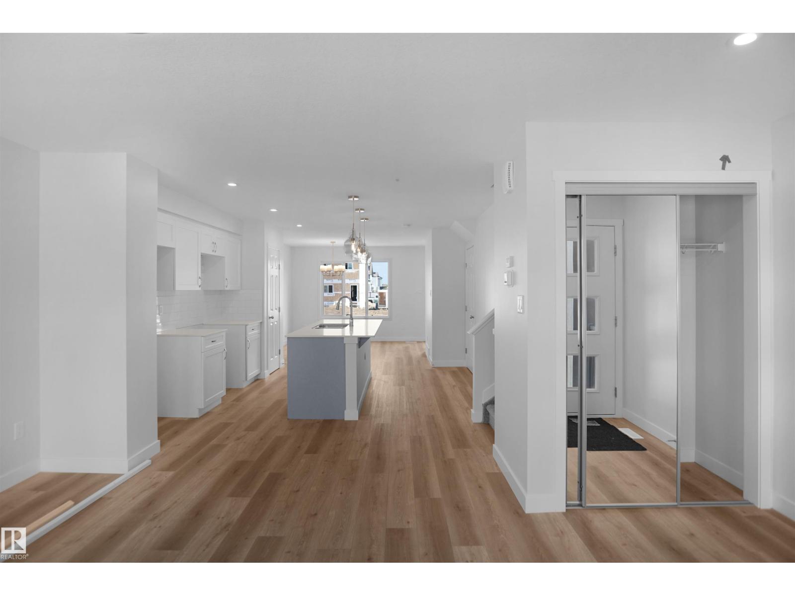 20919 16 Av Nw, Edmonton, Alberta  T6M 1L2 - Photo 5 - E4444575