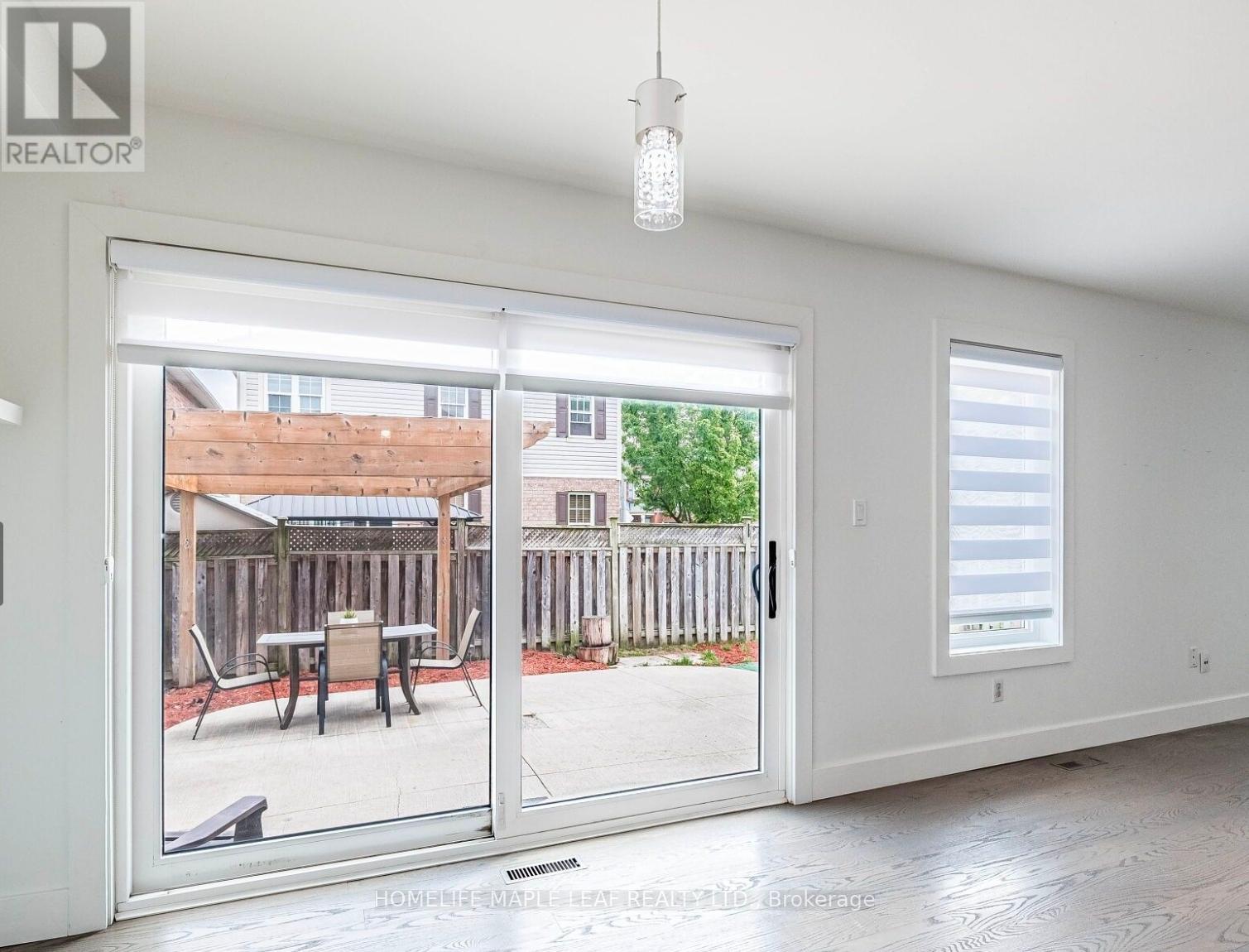 27 Vista Green Crescent, Brampton, Ontario  L7A 2S4 - Photo 18 - W12557376