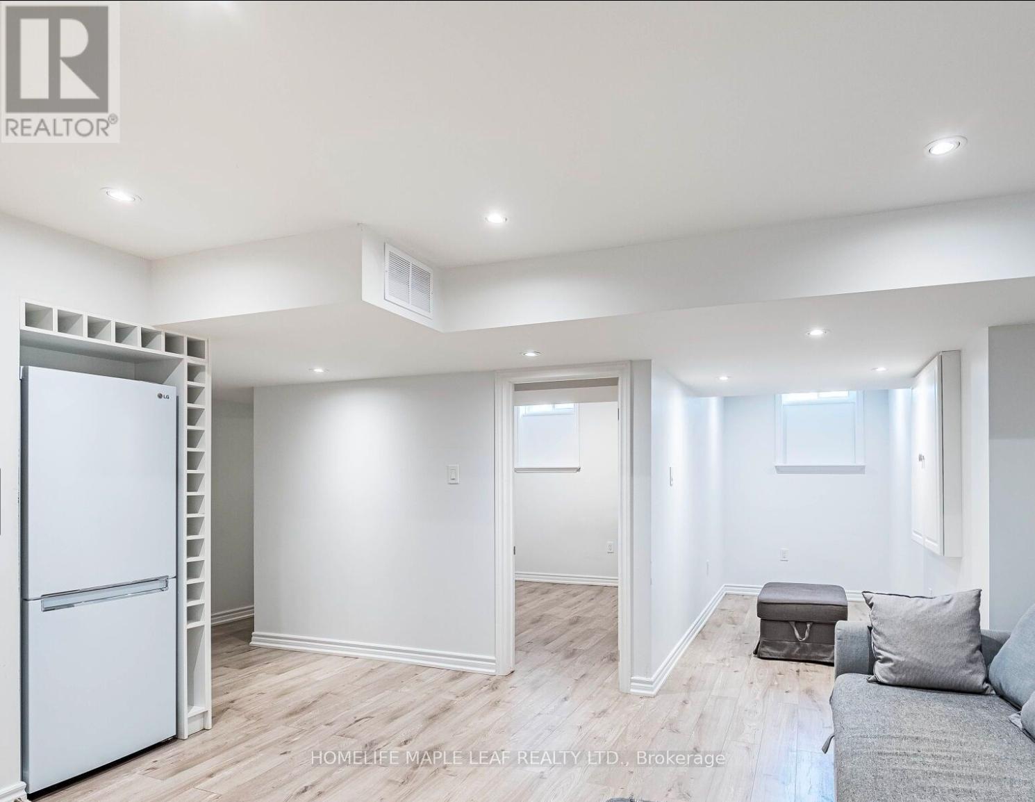 27 Vista Green Crescent, Brampton, Ontario  L7A 2S4 - Photo 36 - W12557376