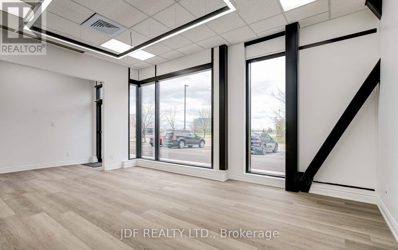 16 - 5270 Solar Drive, Mississauga, Ontario  L4W 5M8 - Photo 4 - W12557392