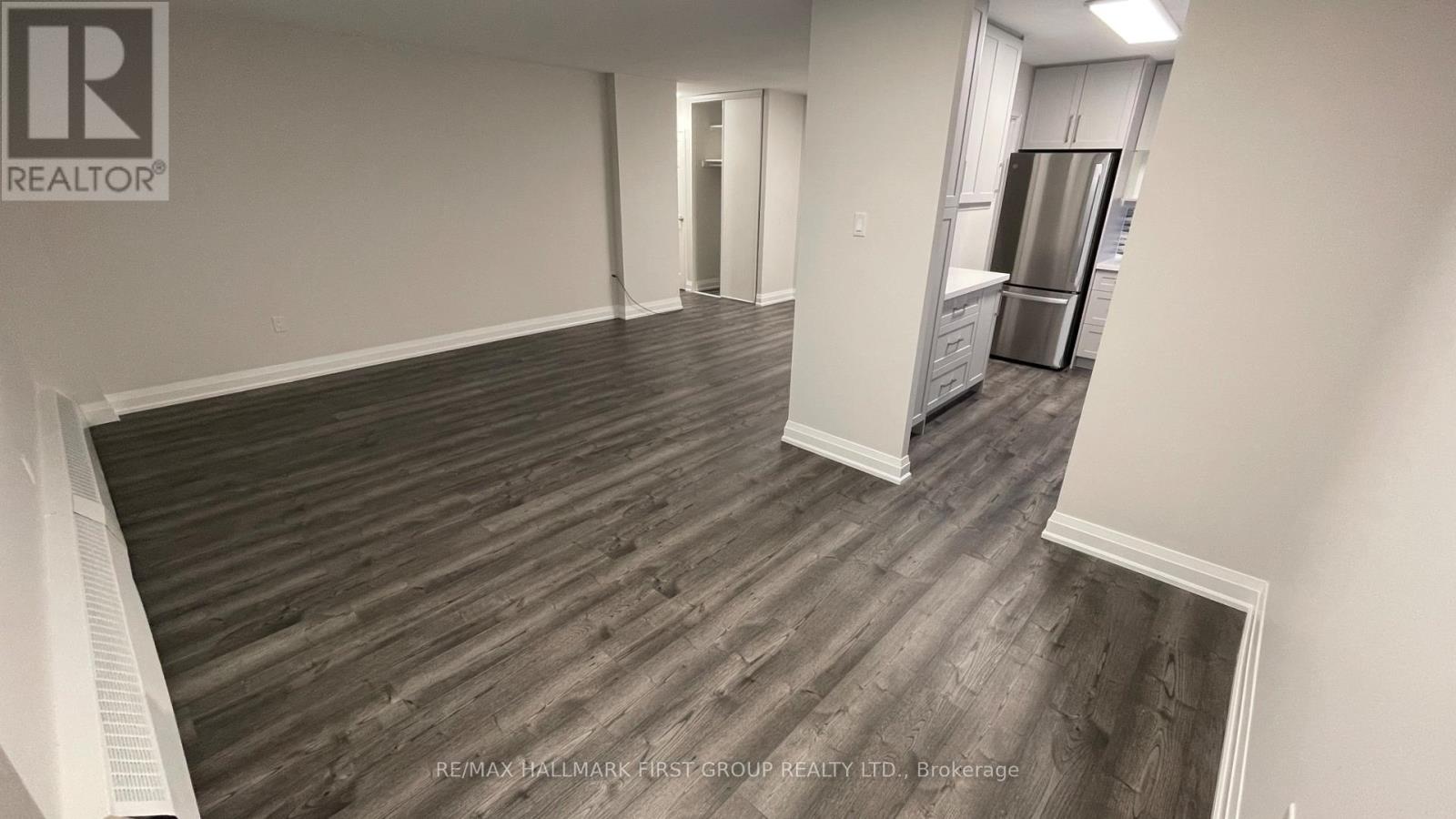 1109 - 541 Blackthorn Avenue, Toronto, Ontario  M6M 5A6 - Photo 8 - W12557398