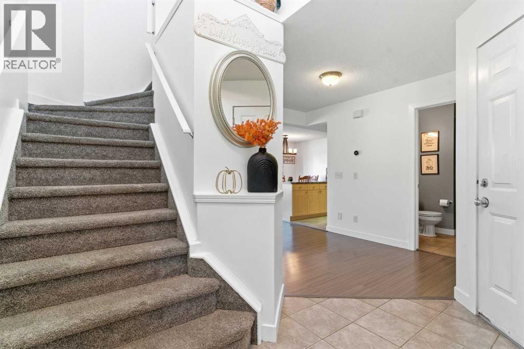 74 Evansbrooke Way Nw, Calgary, Alberta  T3P 1C7 - Photo 3 - A2265904