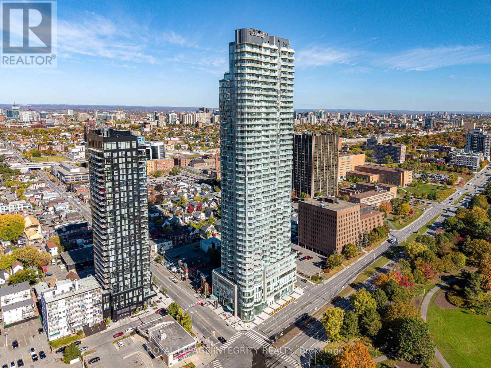 1703 - 805 Carling Avenue, Ottawa, Ontario  K1S 5W9 - Photo 3 - X12557404