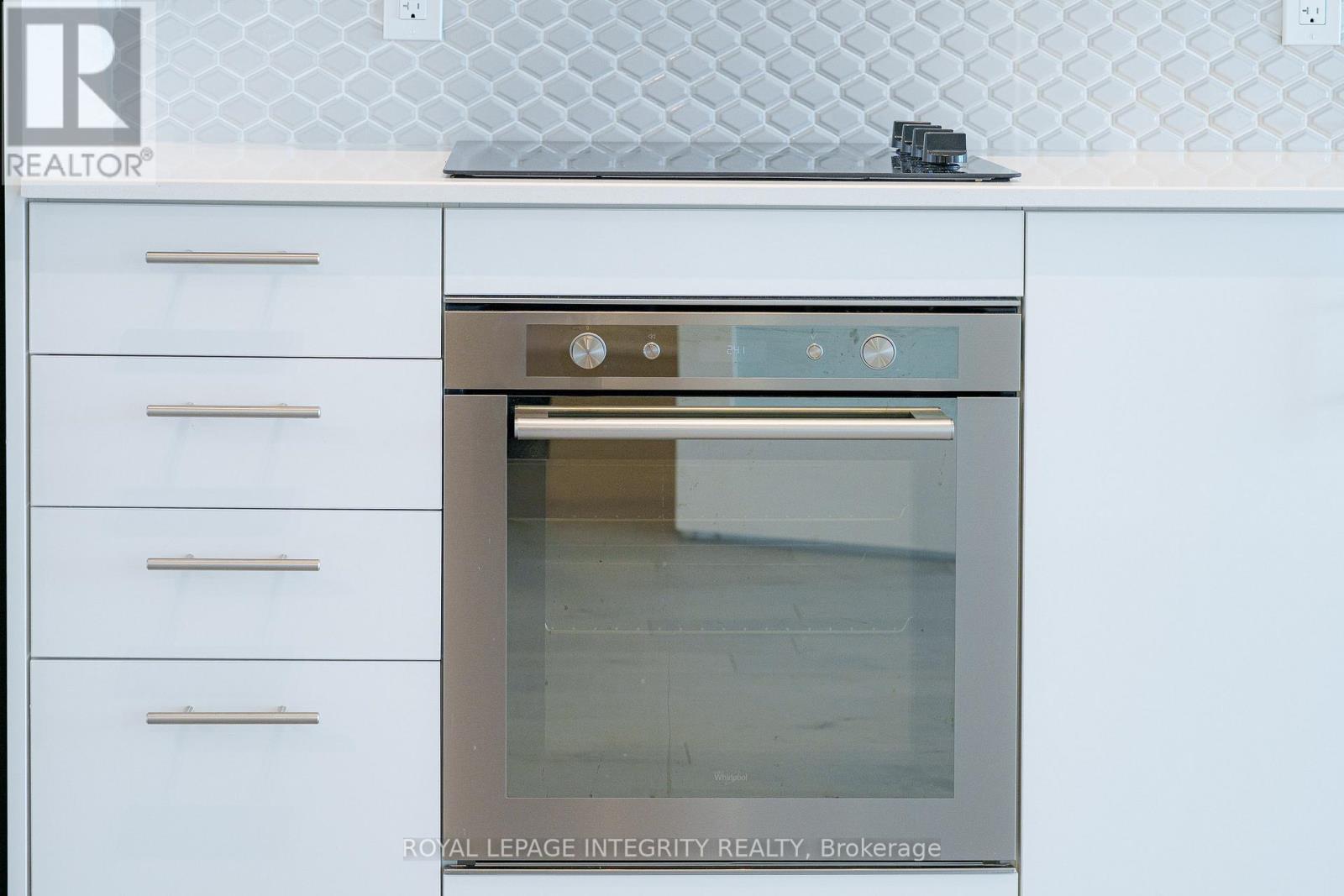 1703 - 805 Carling Avenue, Ottawa, Ontario  K1S 5W9 - Photo 32 - X12557404