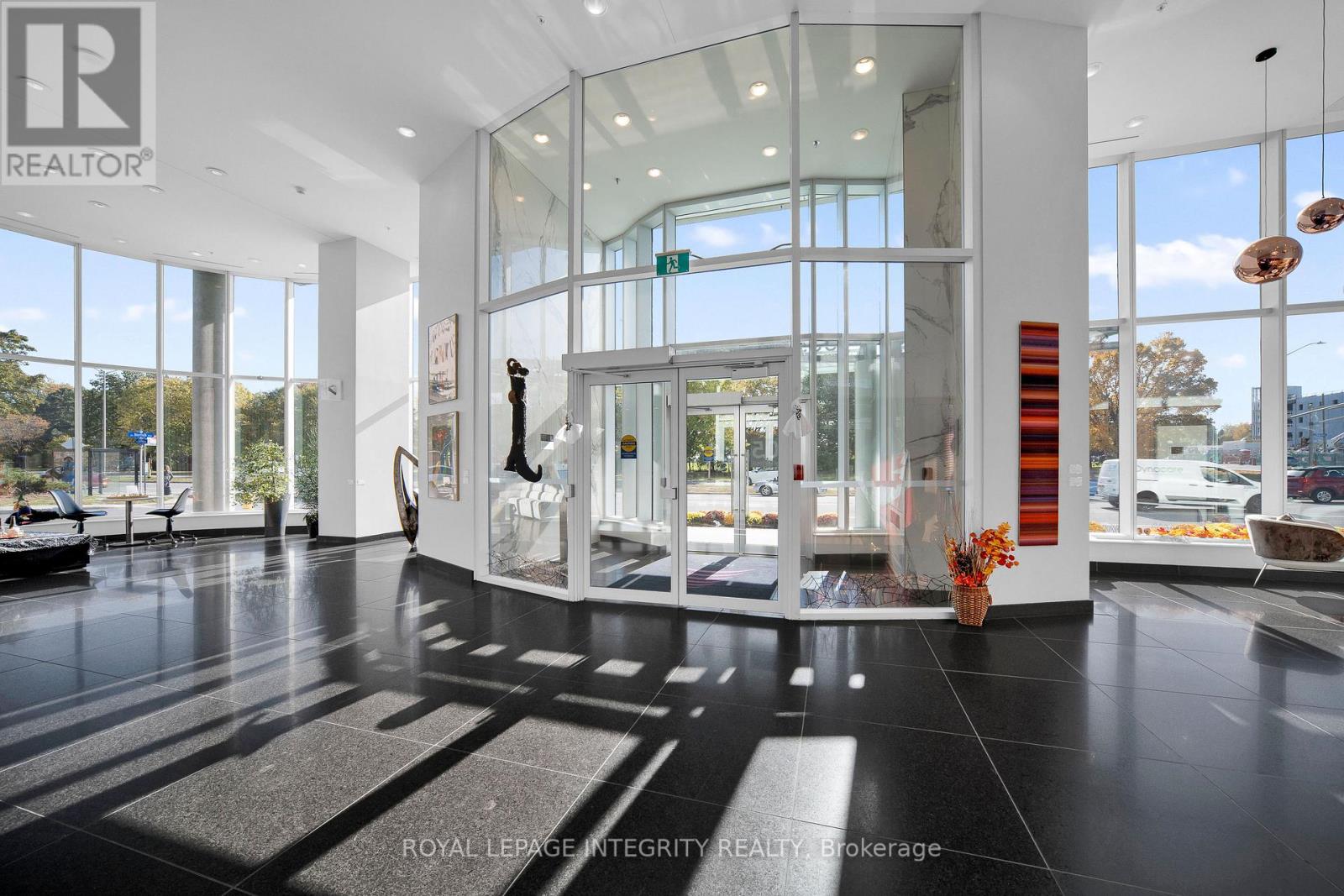 1703 - 805 Carling Avenue, Ottawa, Ontario  K1S 5W9 - Photo 6 - X12557404