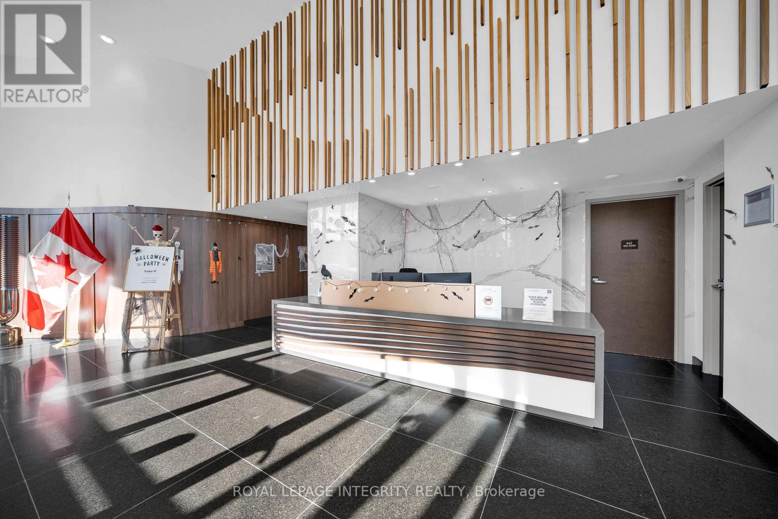 1703 - 805 Carling Avenue, Ottawa, Ontario  K1S 5W9 - Photo 7 - X12557404