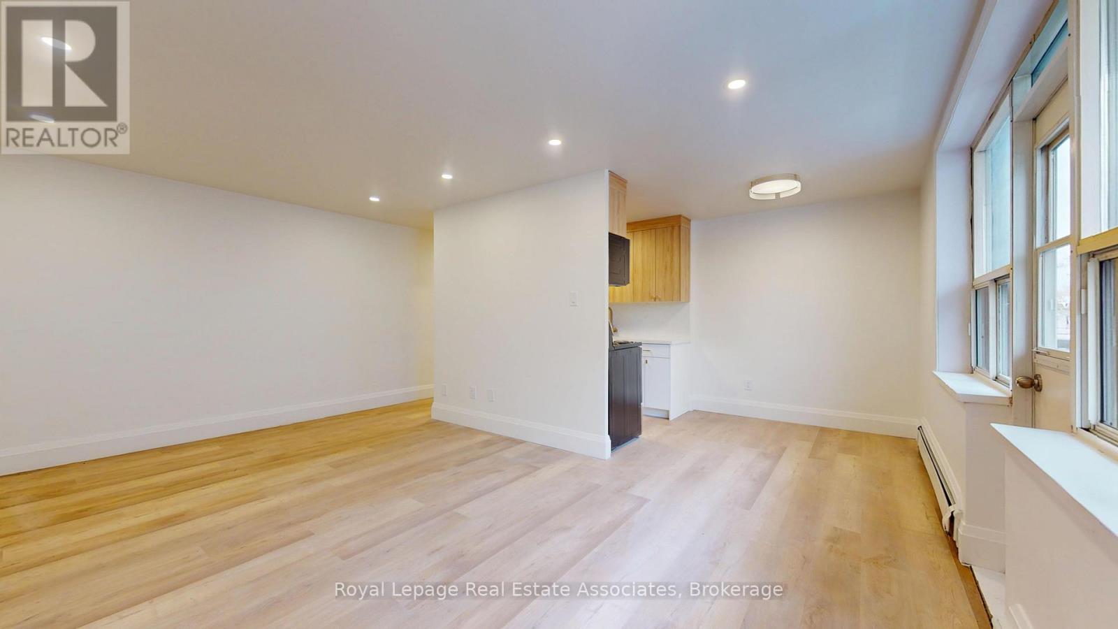 23 - 1 Marquette Avenue, Toronto, Ontario M6A 1X8 - Photo 17 - C12351484