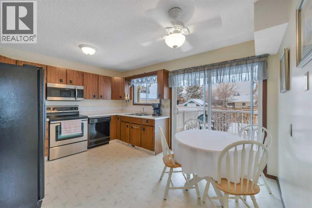 31 Baird Street, Red Deer, Alberta  T4R 1K5 - Photo 6 - A2269432