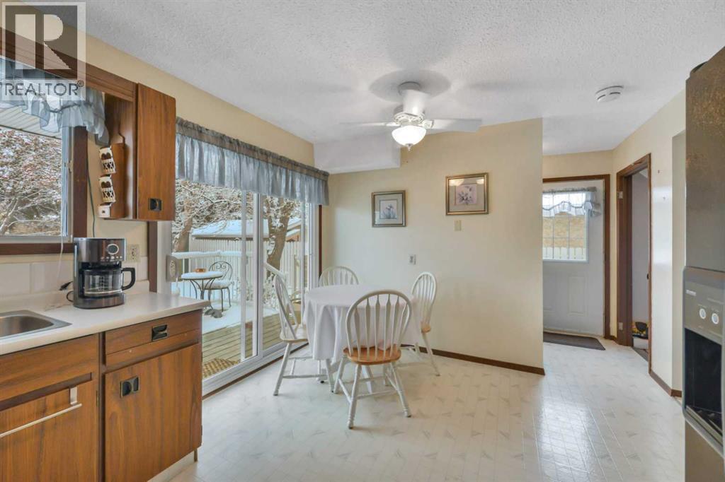 31 Baird Street, Red Deer, Alberta  T4R 1K5 - Photo 8 - A2269432