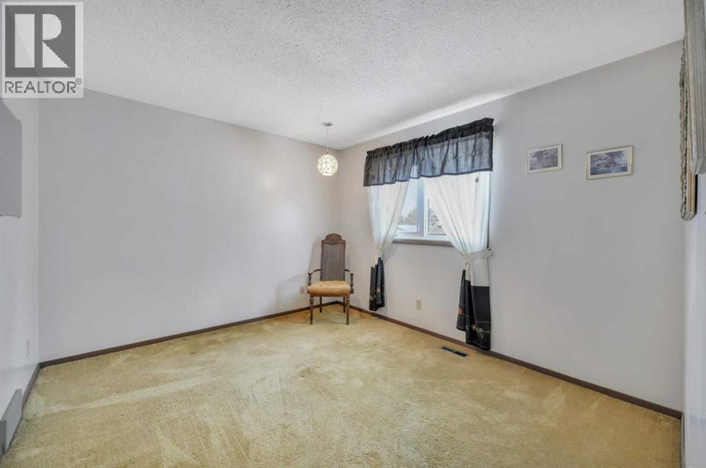 31 Baird Street, Red Deer, Alberta  T4R 1K5 - Photo 12 - A2269432