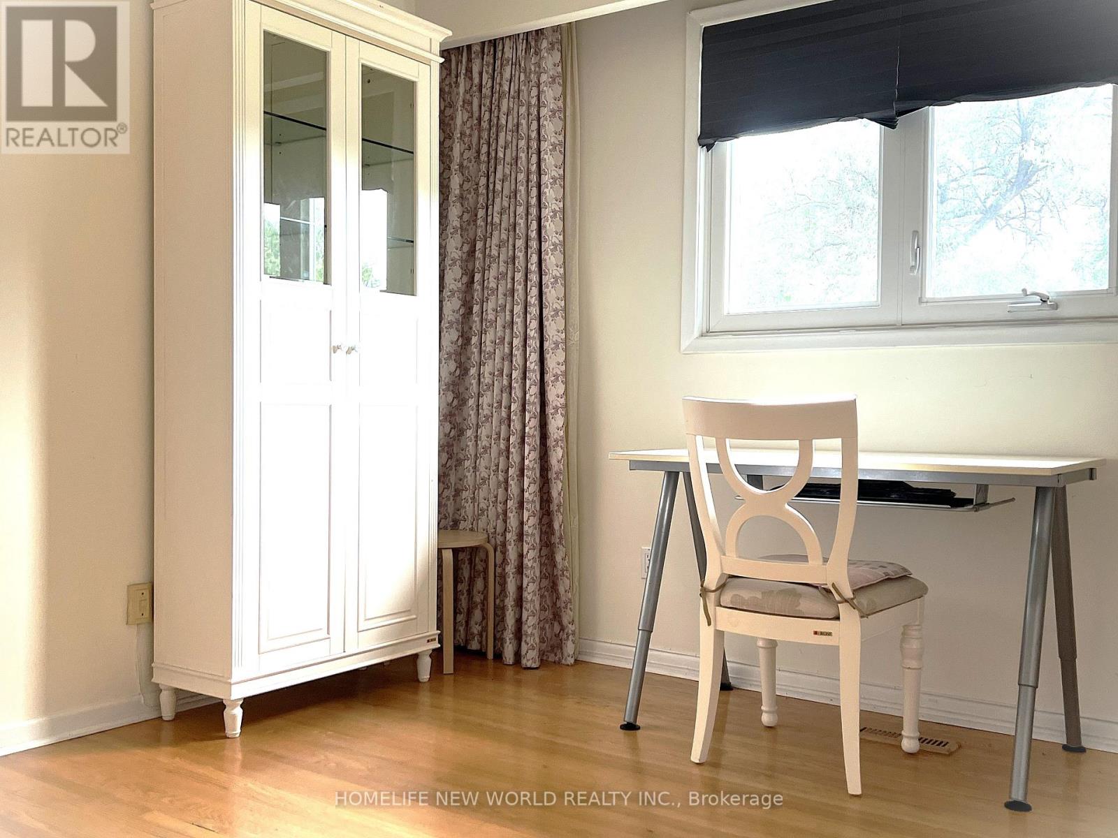 28 Greyhound Drive, Toronto, Ontario  M2H 1K3 - Photo 10 - C12557426